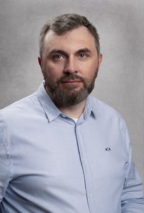 Арамис Бабаев